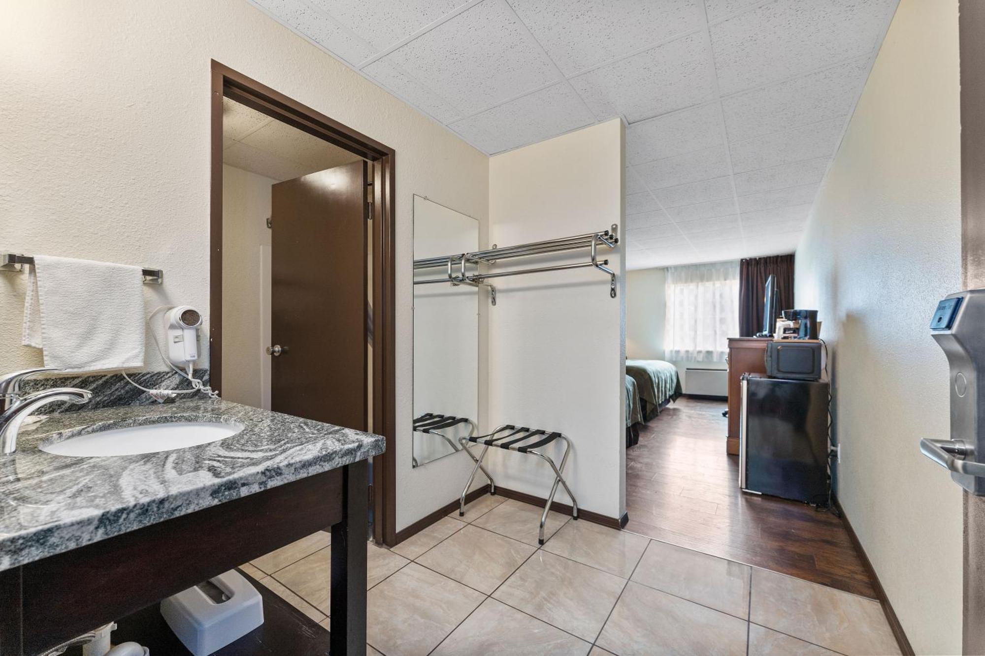 Quality Inn & Suites Okanogan - Omak Exteriör bild